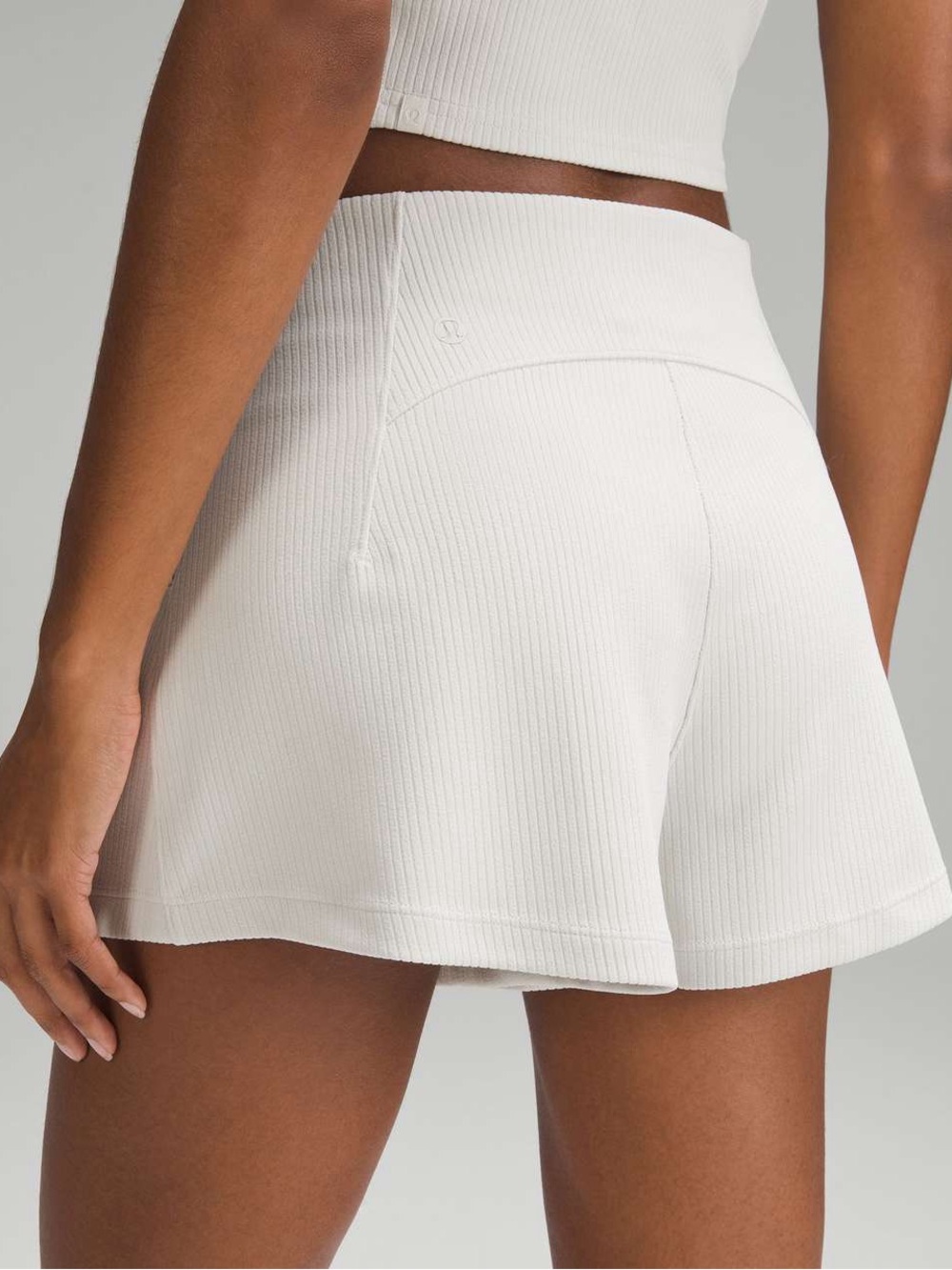 Lululemon Ribbed Softstreme High-Rise Shorts 2"